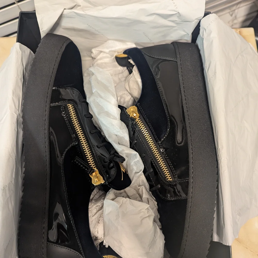 Giuseppe Zanotti Men's Black Sneakers - Picture 10 of 15